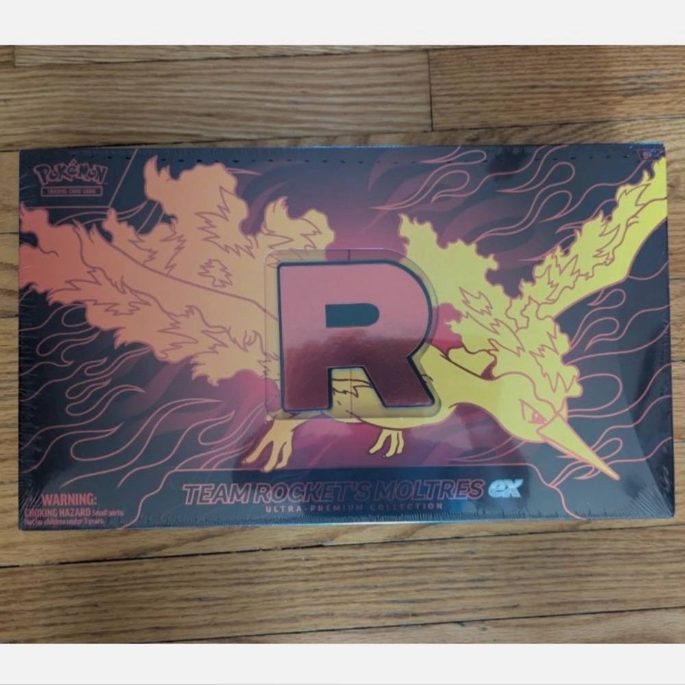Pokemon TCG Team Rocket's Moltres EX Ultra-Premium Collection